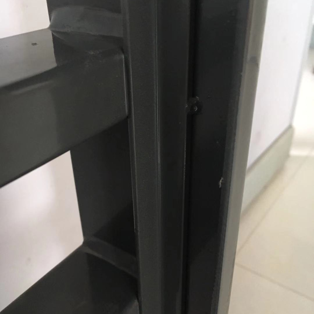 Heavy duty rack beam