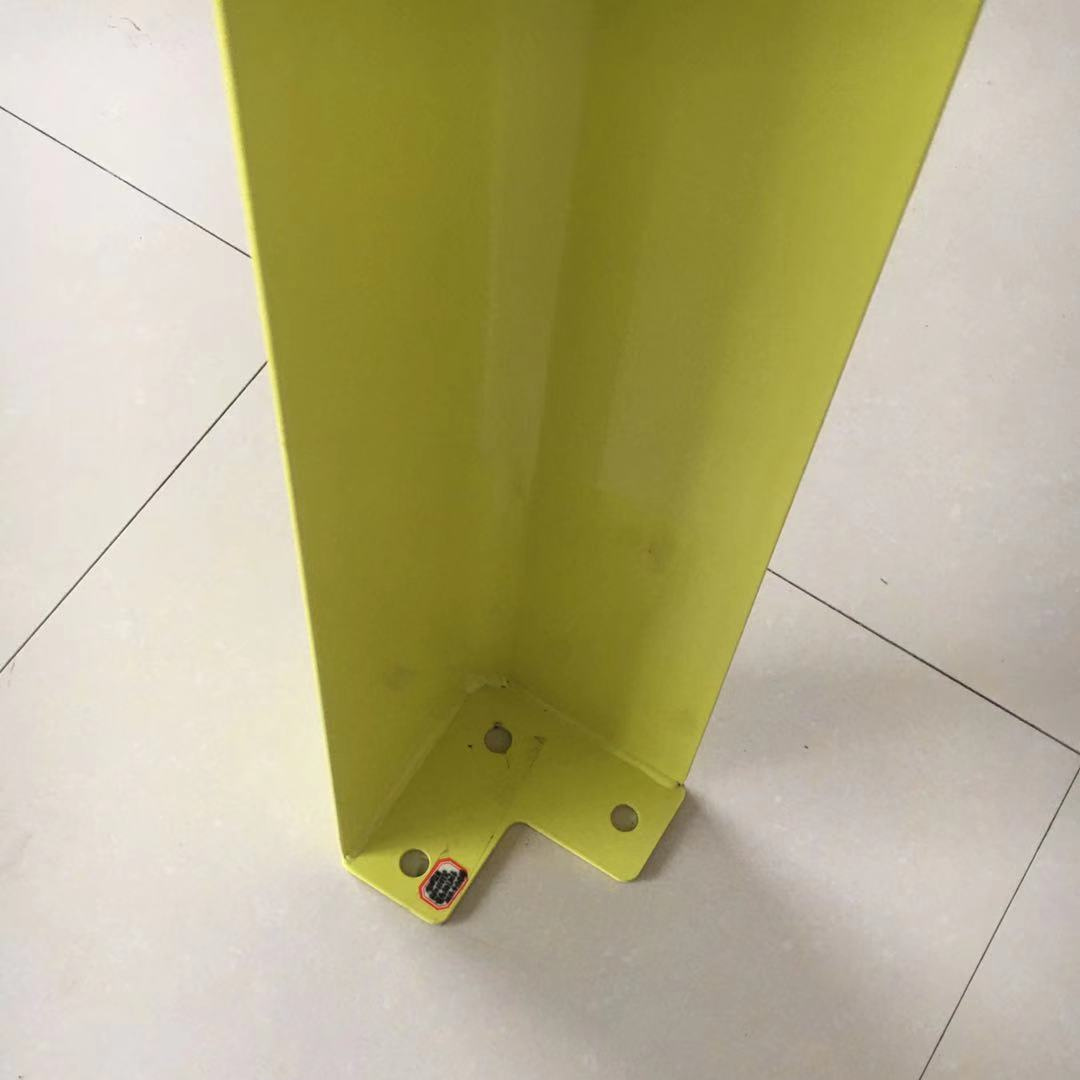 Side column guard