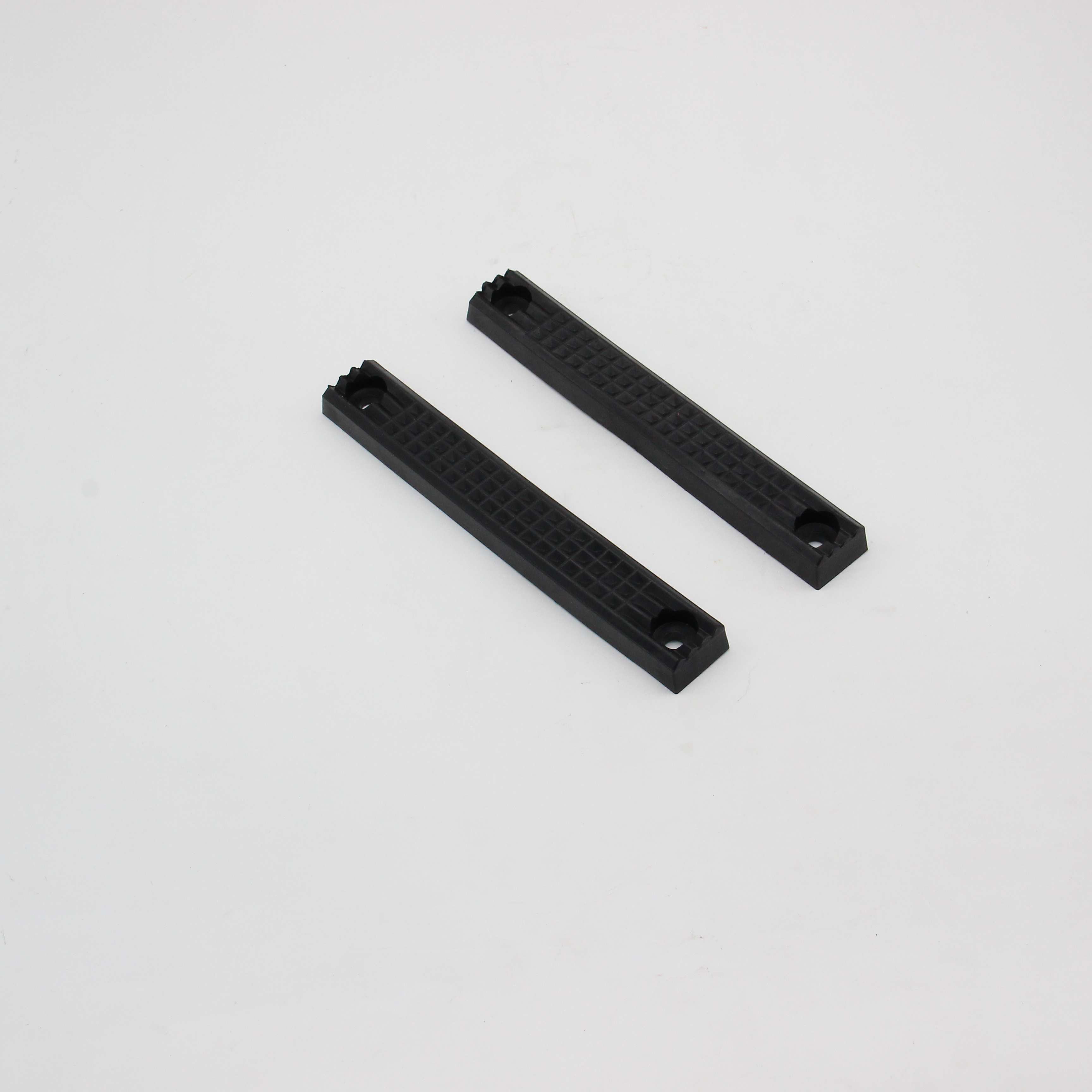 Non-slip rubber sleeve