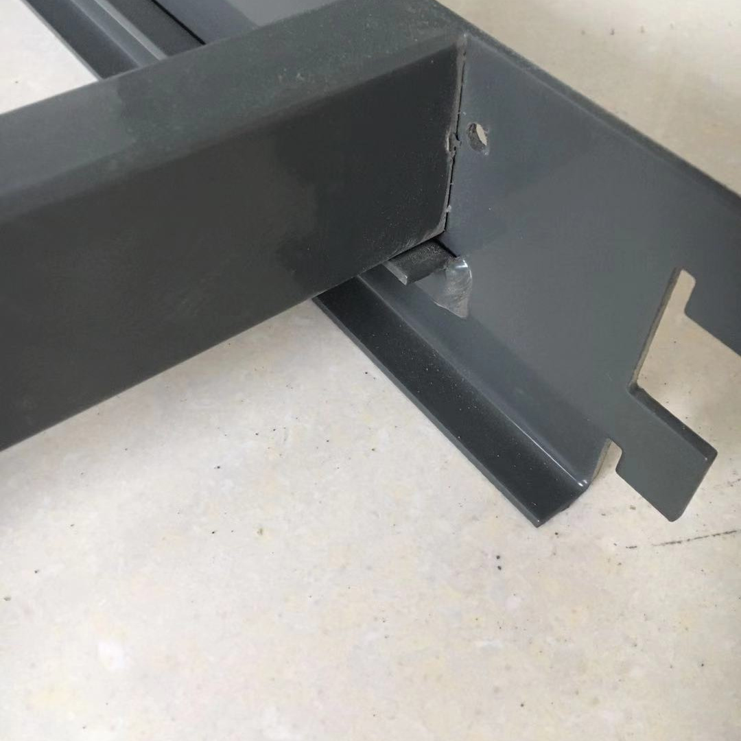 Heavy duty rack beam